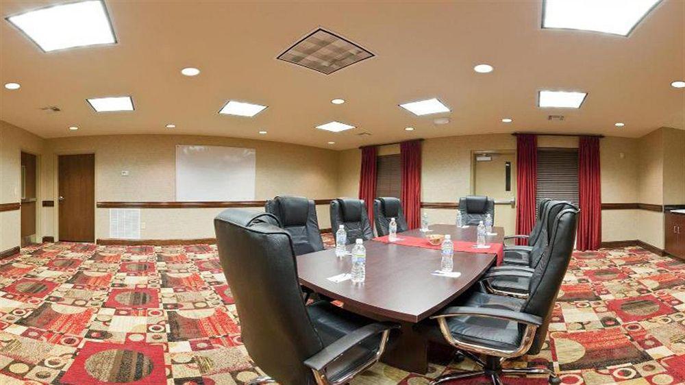 Holiday Inn Express Hotel & Suites Talladega By Ihg Buitenkant foto
