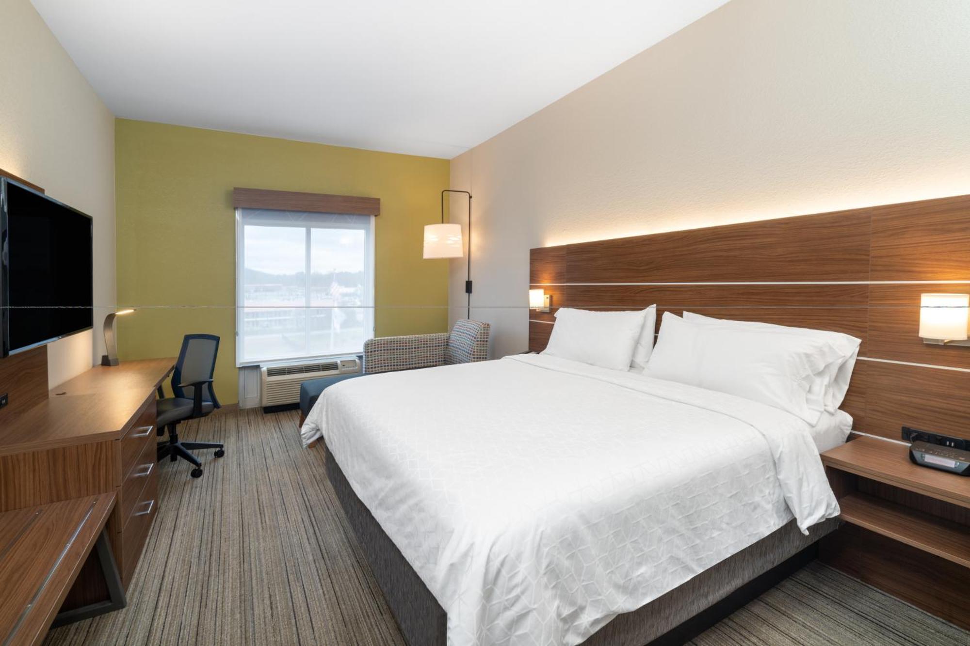 Holiday Inn Express Hotel & Suites Talladega By Ihg Kamer foto